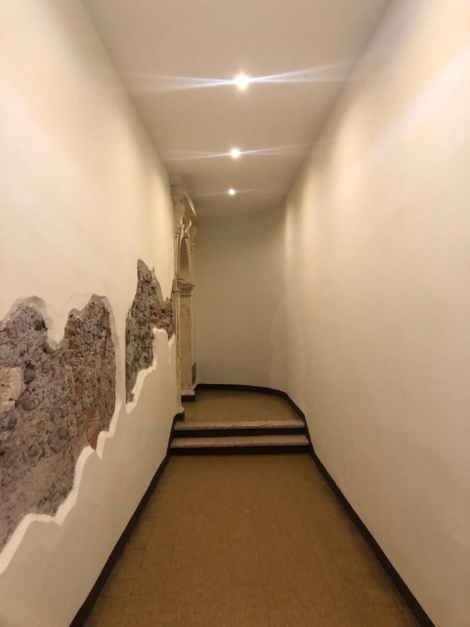 华莱士豪华公寓 维罗纳 外观 照片